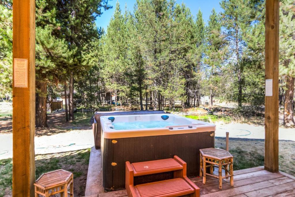 DiamondStone Guest Lodges La Pine Extérieur photo