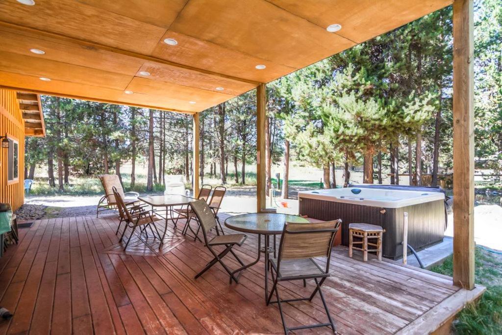 DiamondStone Guest Lodges La Pine Extérieur photo