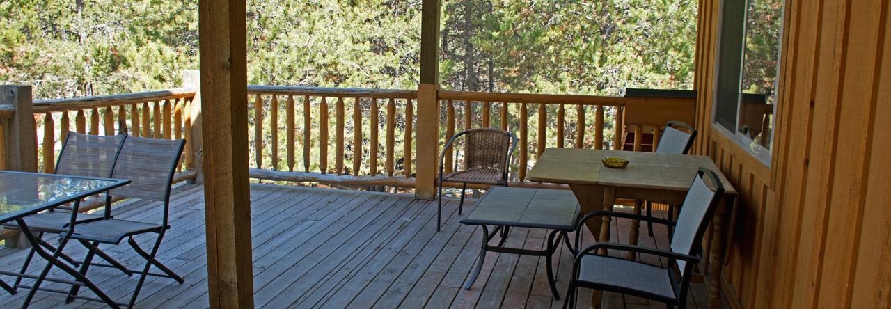 DiamondStone Guest Lodges La Pine Extérieur photo