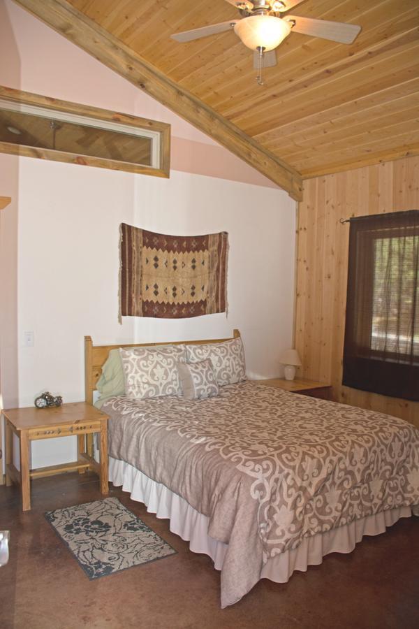 DiamondStone Guest Lodges La Pine Extérieur photo
