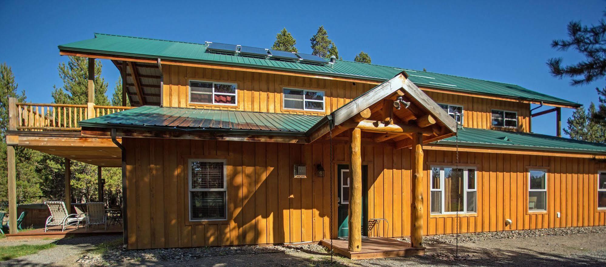 DiamondStone Guest Lodges La Pine Extérieur photo