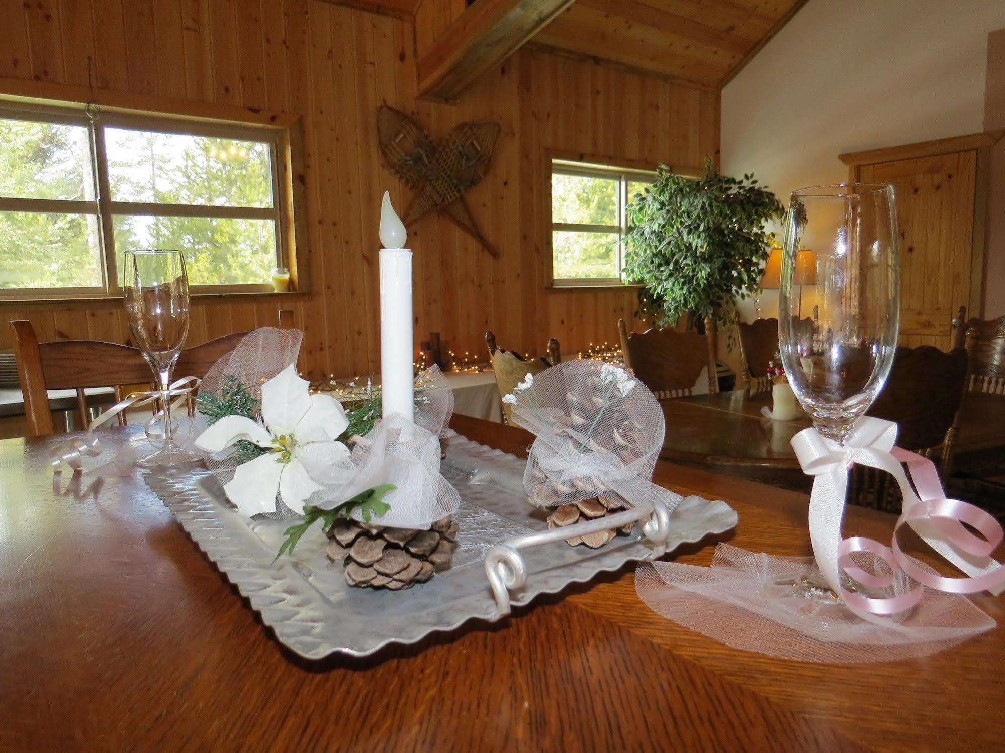 DiamondStone Guest Lodges La Pine Extérieur photo