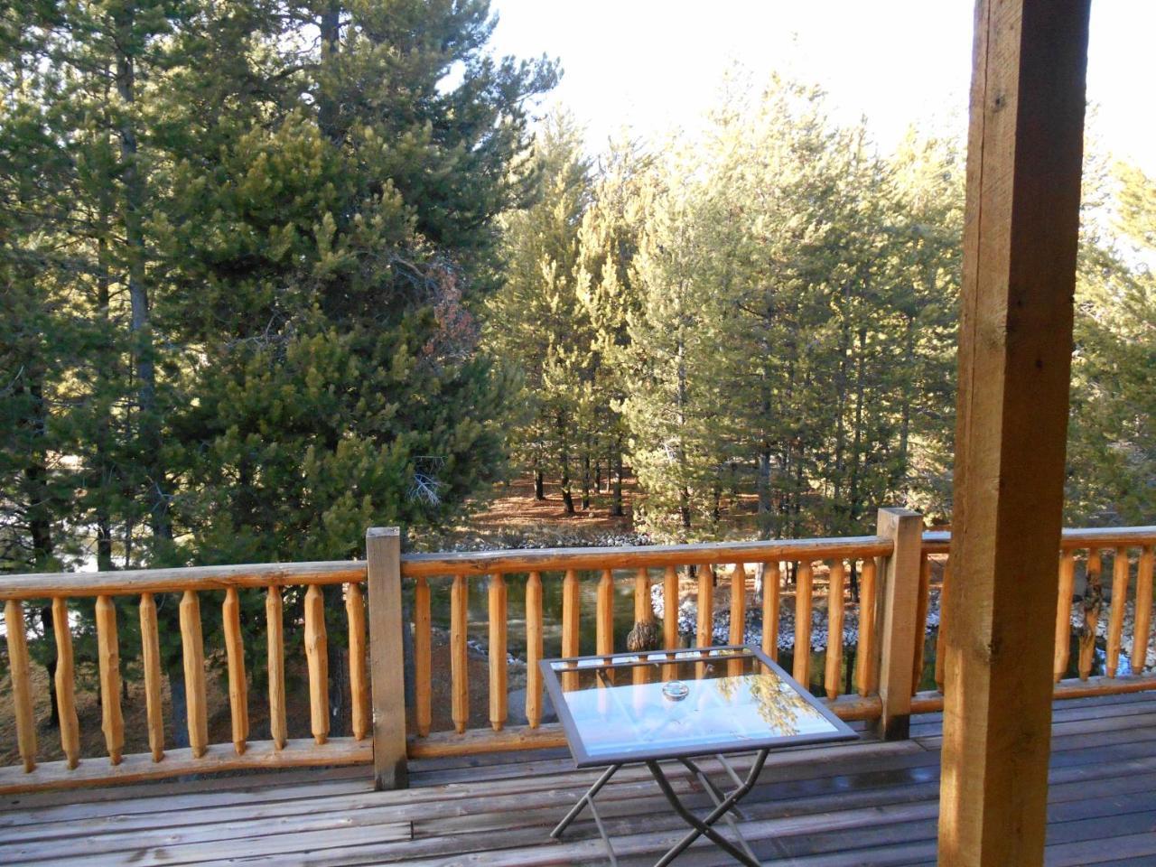 DiamondStone Guest Lodges La Pine Extérieur photo